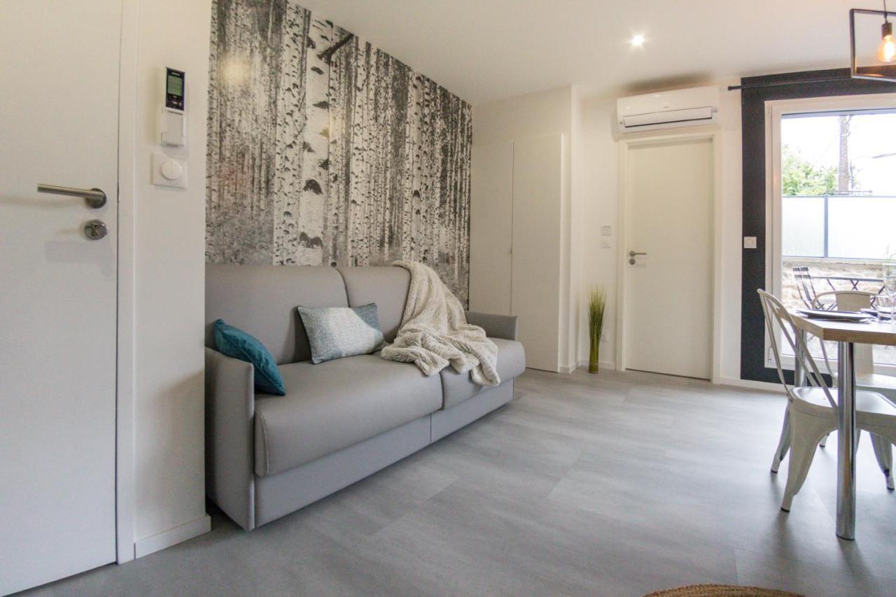 Appart-Hotel N 4 Calme Avec Terrasse, Wi-Fi Haut Debit, Petit-Dejeuner, Room-Service Et Parking Prive Chouzelot Екстериор снимка